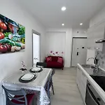 Domus Livia Vatican Elegante Vicino Vaticano Metro Cipro Wifi Veloce Rom