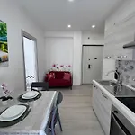 Domus Livia Vatican Elegante Vicino Vaticano Metro Cipro Wifi Veloce Apartment *